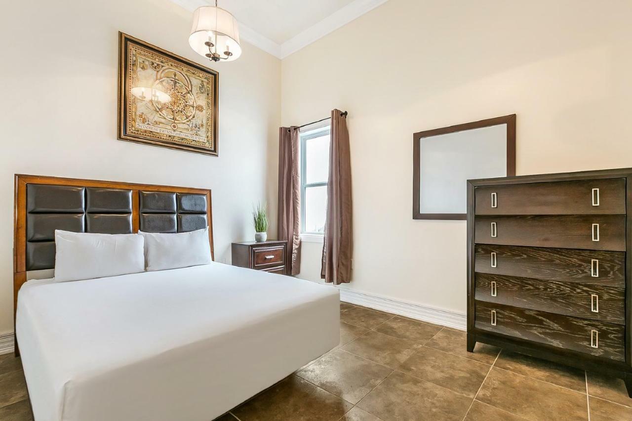 Spacious 4Br Condo On Carondelet Near All Hot Spo Νέα Ορλεάνη Εξωτερικό φωτογραφία