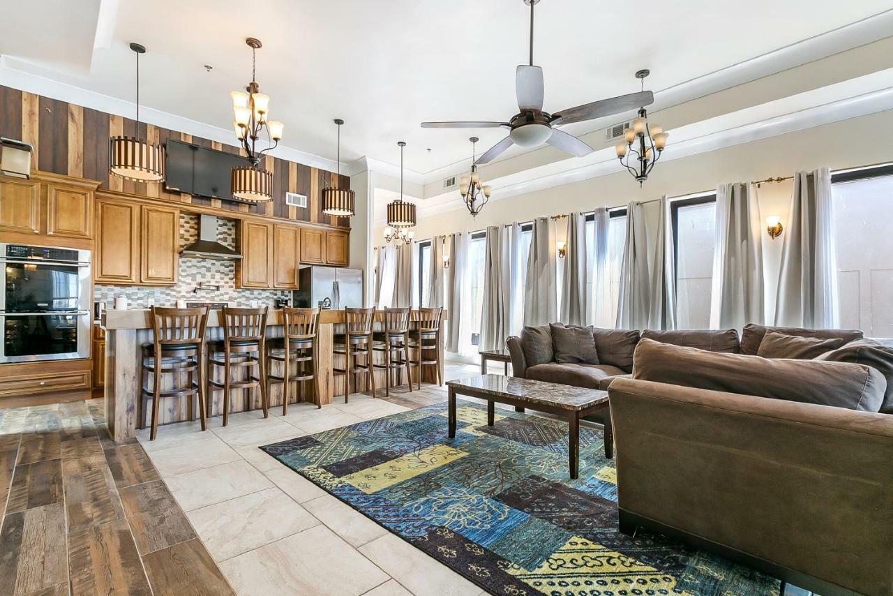 Spacious 4Br Condo On Carondelet Near All Hot Spo Νέα Ορλεάνη Εξωτερικό φωτογραφία