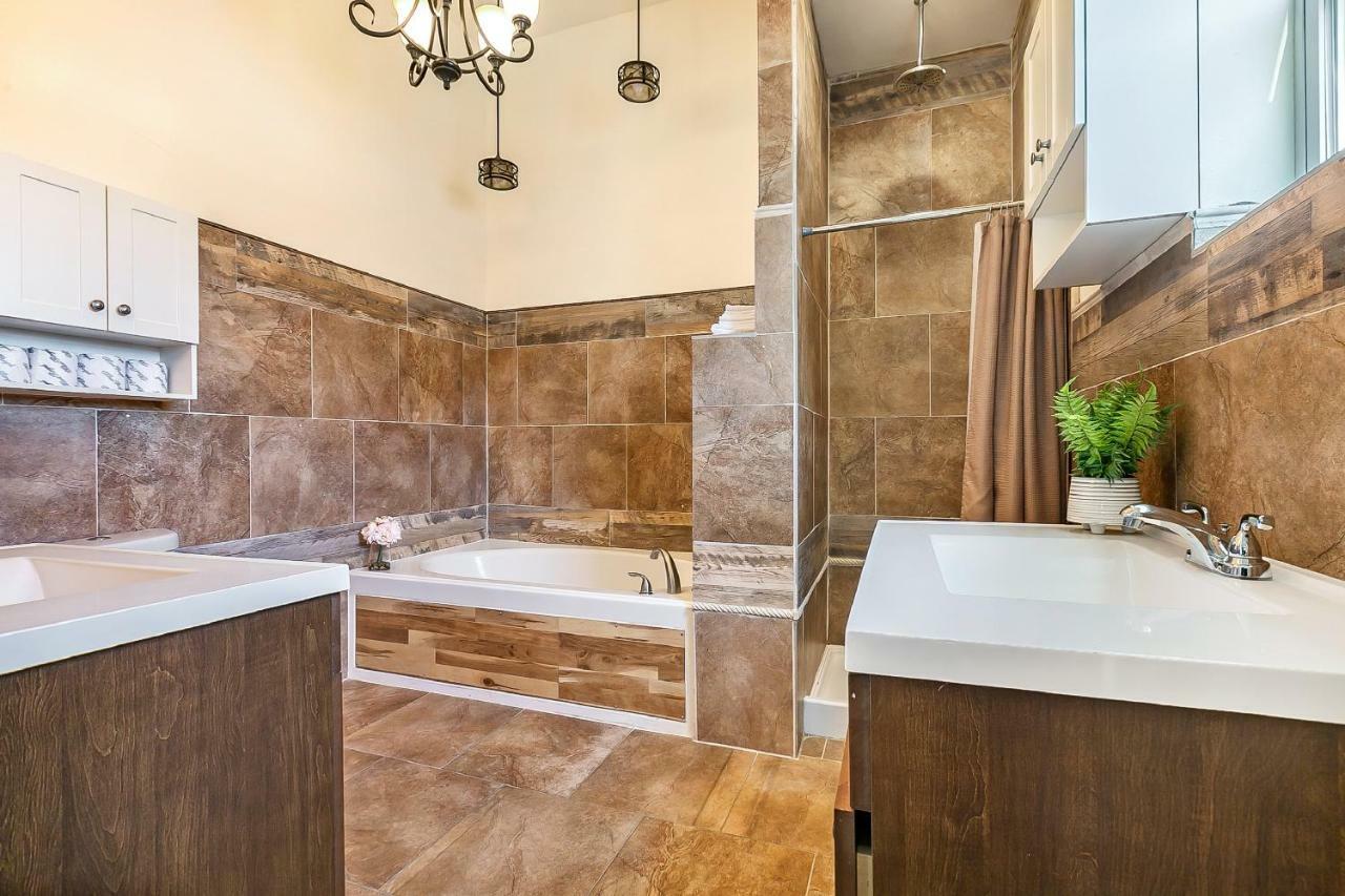 Spacious 4Br Condo On Carondelet Near All Hot Spo Νέα Ορλεάνη Εξωτερικό φωτογραφία